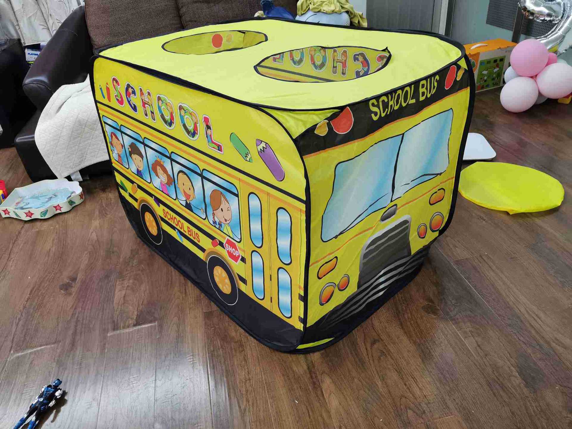 Children's Tent Bus Bus Public Fire Truck Police School Bus Ice Cream Shop Dessert House Game House Tourist Meal