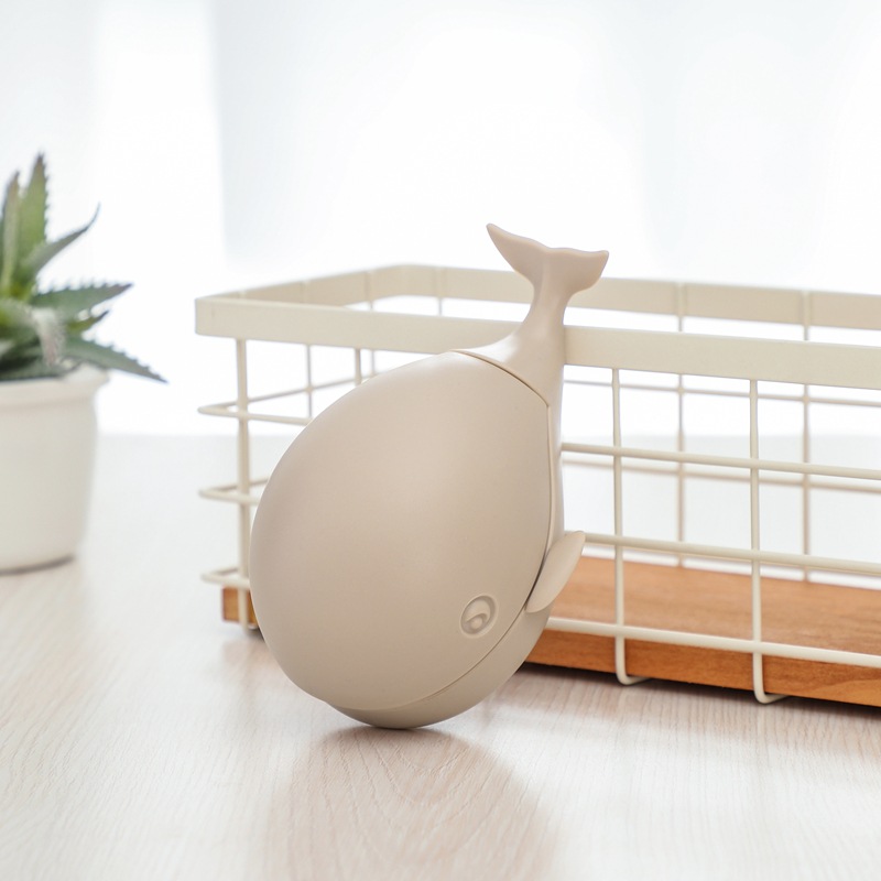Creative cross-border e-commerce cute little whale laundry brush shoe brush household lint-free clothes cleaning brush