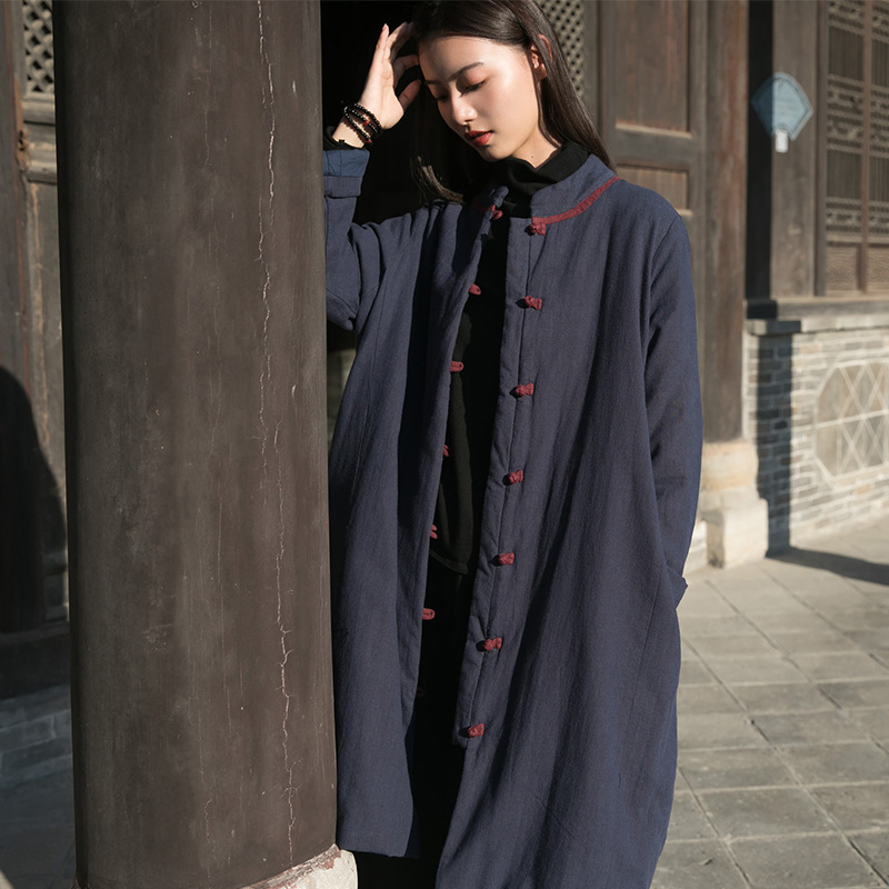 2023 Winter Neue Vintage Chinesischen Stil Vertikale Kragen Chinesischen Stil Kontrast Farbe Platte Schnalle Mittellange Baumwolle gefütterte Jacke Leinen Lose Baumwolle-pad_voghion.com
