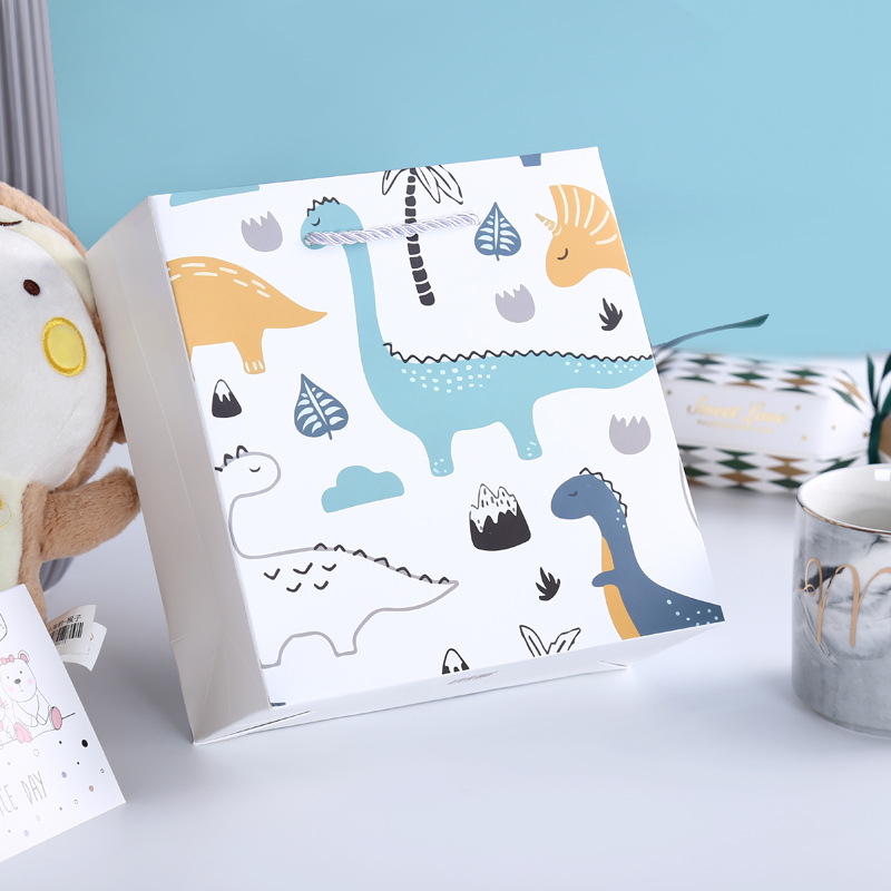 Creative cartoon Gift Bag tote bag children's birthday gift bag hand gift packaging bag shopping bag paper bag in stock