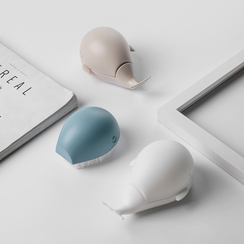 Creative cross-border e-commerce cute little whale laundry brush shoe brush household lint-free clothes cleaning brush