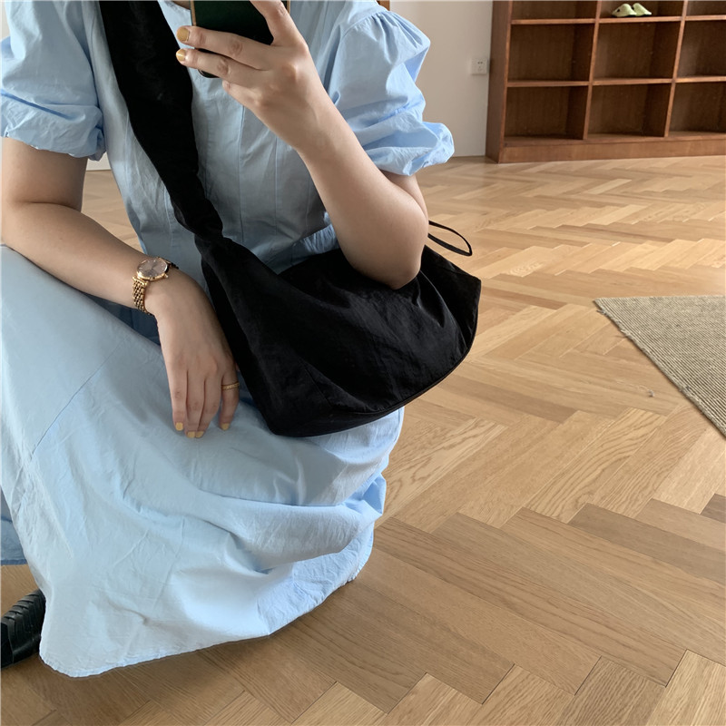 Canvas Bag Women's Korean-style Single-shoulder Pleated Drawstring Canvas Bag Small Fresh Artistic Solid Color Portable Crossbody Casual Women's Bag_voghion.com