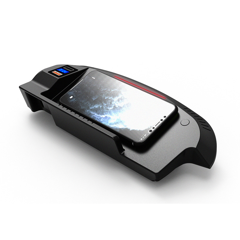 Applicable to 15-20 Ford wild horse modified car mobile phone wireless charger Mustang fast charge charging panel
