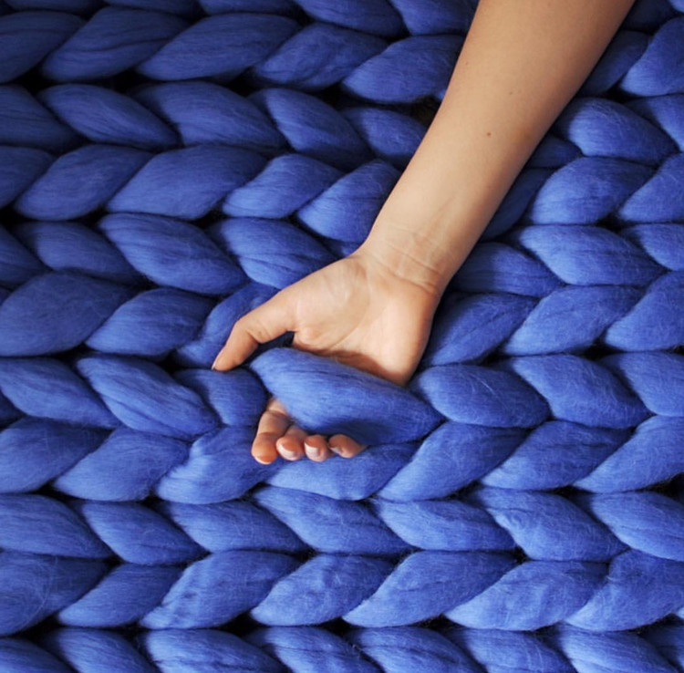Factory direct ins shooting props sofa Iceland wool blanket Nordic thick line blanket hand-woven blanket