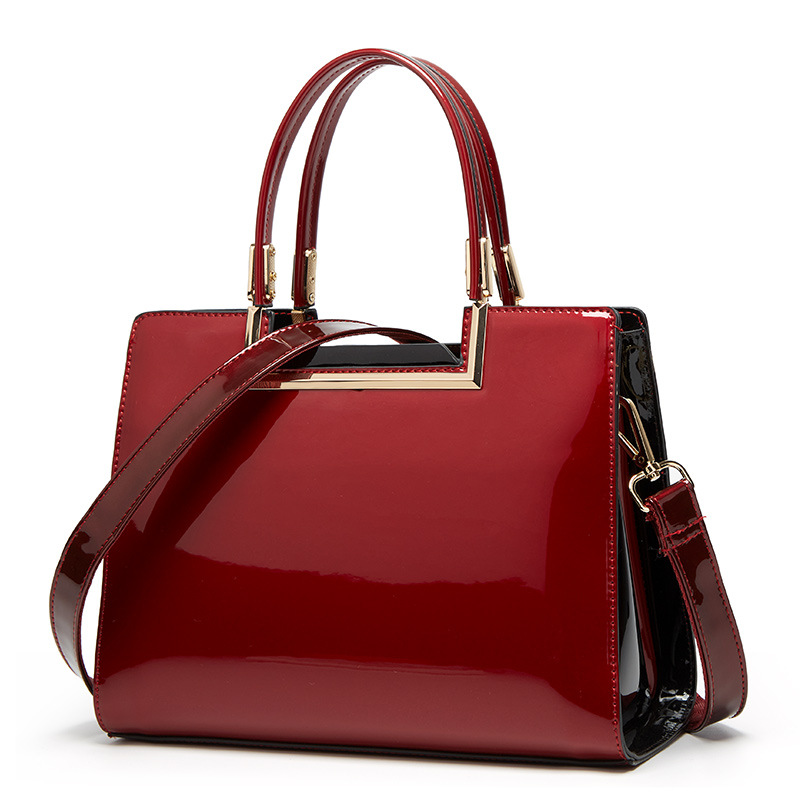 Cross-border 2025 new red patent leather women's bag middle-aged mother handbag commuter shoulder messenger bag a generation of hair