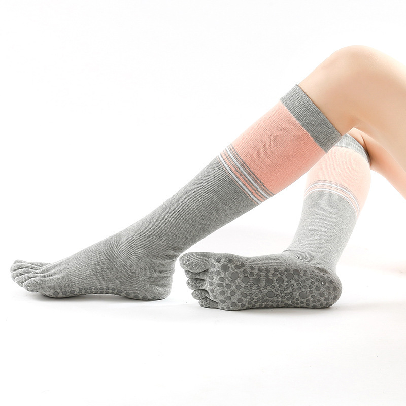 2021 new explosions long tube yoga socks non-slip dance five-finger socks knee socks children five-finger factory direct sales