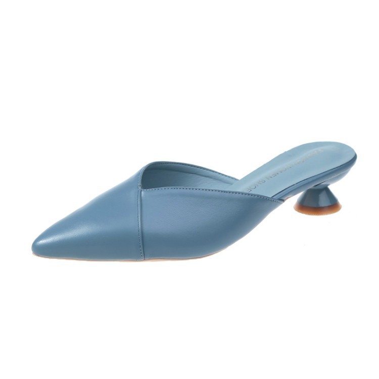 Baotou half slippers women 2020 new Korean fashion fitting room pointed low heel wine glass with sandals manufacturers wholesale