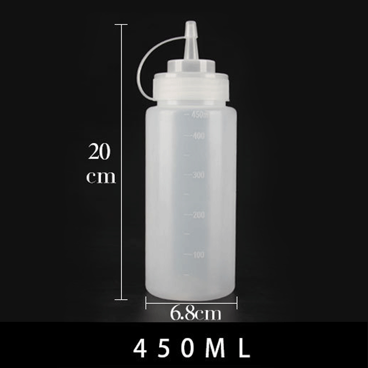 現品の味噌の瓶は目盛りが付いています。ケチャップのサラダソースは瓶のプラスチックの調味料の瓶を押します。|undefined