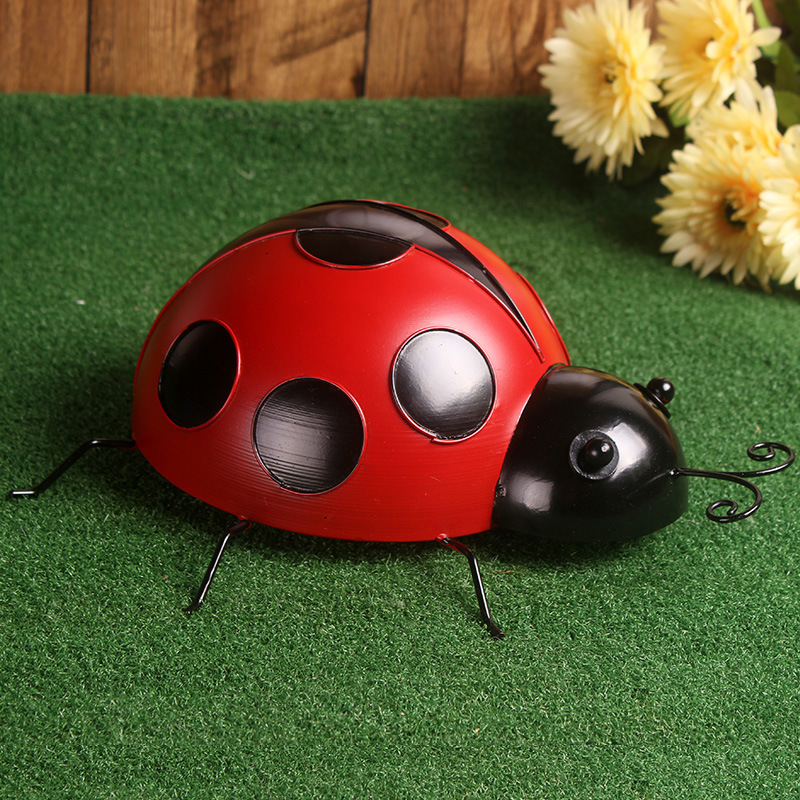 Simulation Ladybug Ornaments Outdoor Iron Sculpture Garden Landscape Garden Villa Courtyard Ladybug Decorative Sketch