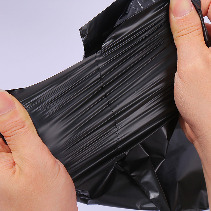 Spot slender black express bag New Material 10/15/20 large waterproof packing bag plastic express bag