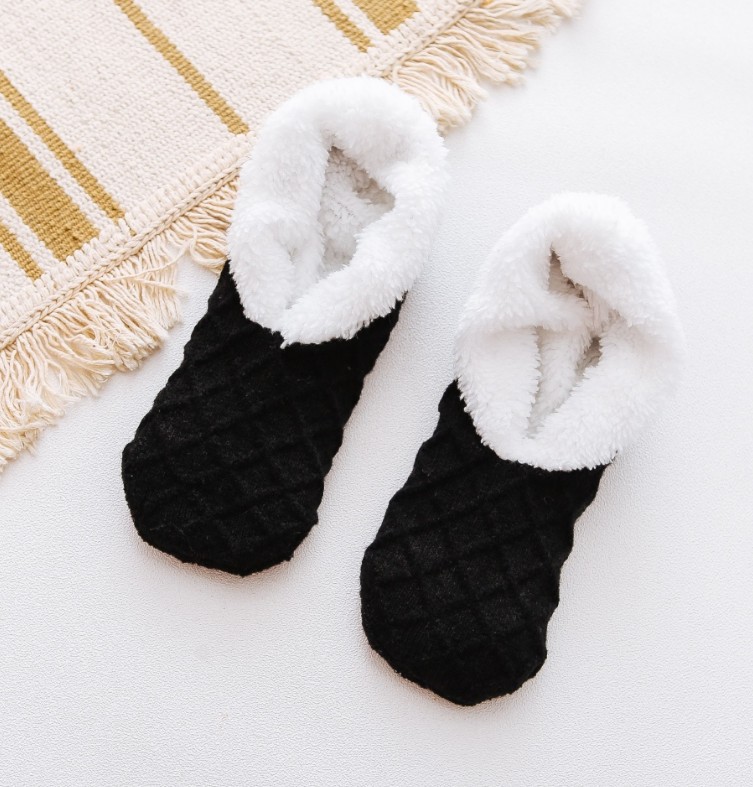 2 par höst- och vinterstrumpor fleece lammfleece enfärgade golvstrumpor söta varma kvinnor förtjockade strumpor set månsockor_voghion.com