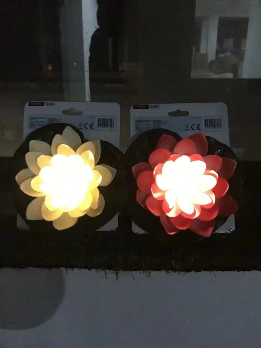 Factory supply solar lotus water float light solar landscape light solar wish water float light