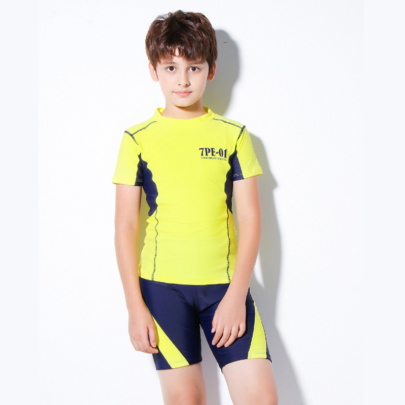2020 new children's swimsuit men's and boys size suit split European and American foreign trade cross-border explosions a generation of hair