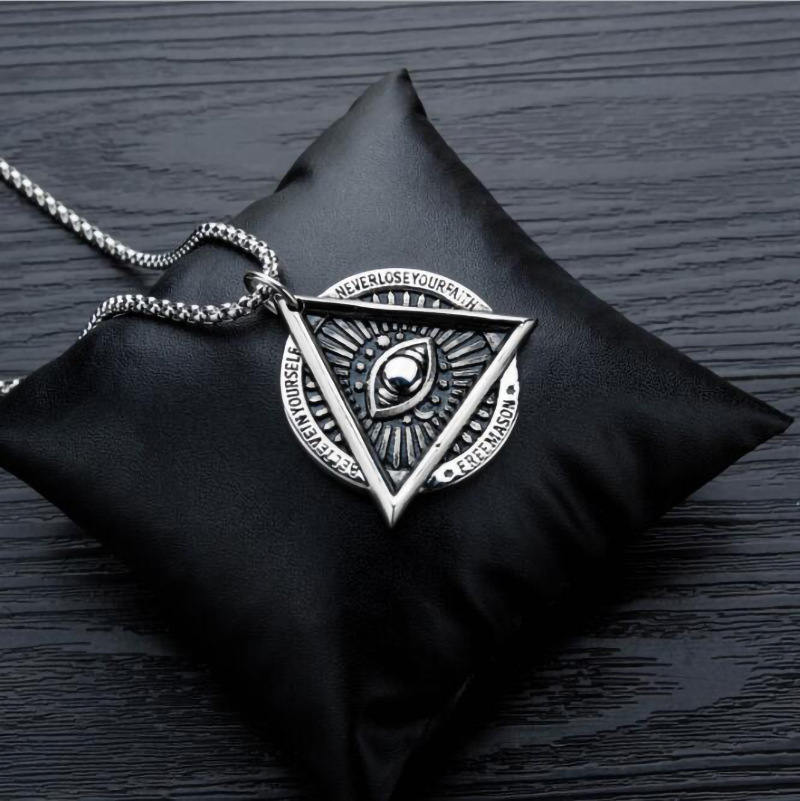 Cross-border Explosions Masonic Devil's Eye Necklace Men's Titanium Steel Necklace Punk Trendy Pendant Pendant