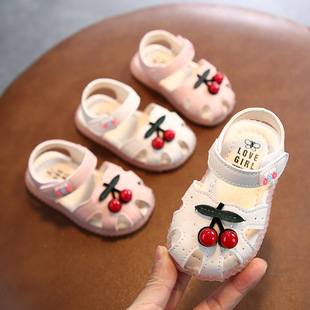 A generation of 2020 Summer cartoon children's sandals Baotou girls baby Cherry sandals soft bottom baby sandals