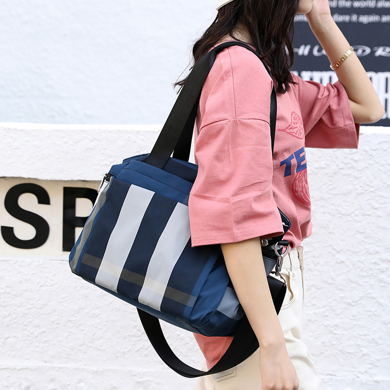Jielang Shi 2020 new large capacity Oxford shoulder diagonal bag casual portable women's bag mother bag wholesale custom