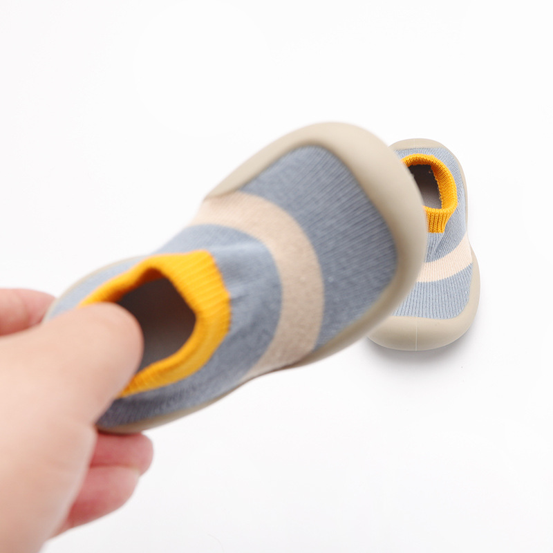 Ins Korean version 2025 spring new children's floor socks shoes do not fall off baby toddler shoes breathable soft bottom shoes and socks