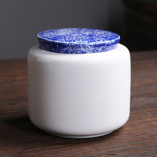 From everyone Dehua ceramic sealed Green Tea Tea pot creative blue and white porcelain private tea storage tea pot wholesale ceramic
