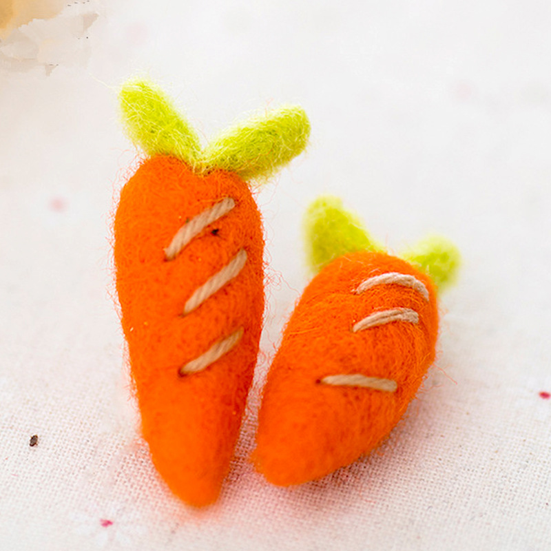 Cute carrot wool felt pokes brooch handmade diy cartoon small animal finished felt products