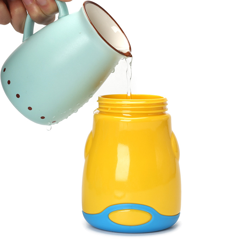 Baby Children's Portable Urinal Car Urinal Travel Toilet Children's Urinal Portable Men's Night Pot
