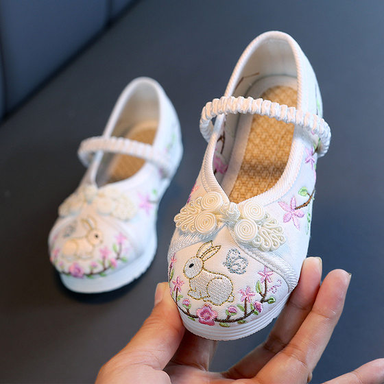 New children's ancient style hanfu shoes Chinese style girls' embroidered shoes students ethnic style old Beijing cloth shoes performance shoes