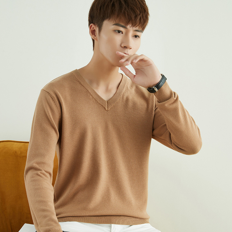 Autumn 2024 New Short-sleeved Men's Sweater V-neck Solid Color Outer Wear Sweater Thin Loose Sweater Trendy