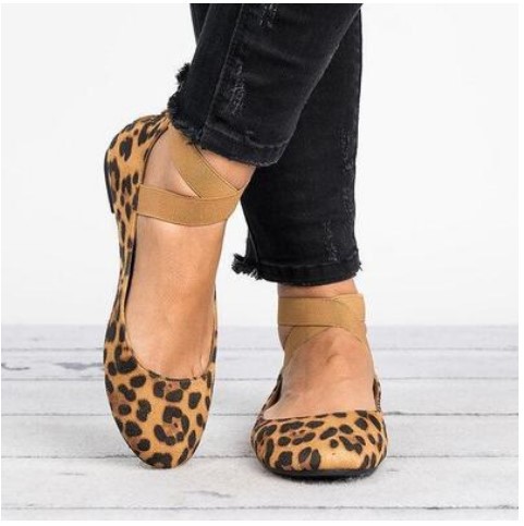 wish Autumn Retro Large Size New Style Moms Shoes Flat Heeled Single-layer Shoes Shallow Mouth Loosen Strap Round Toe Women's Shoes