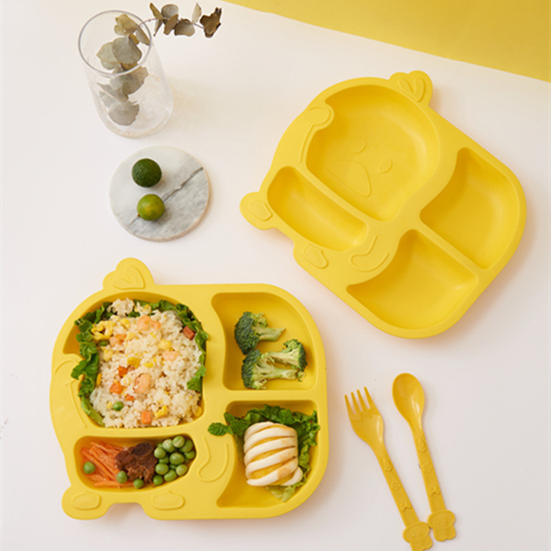 小黄鸭碗杯勺叉5件套餐具儿童可爱分格卡通造型餐盘幼儿园午餐盘