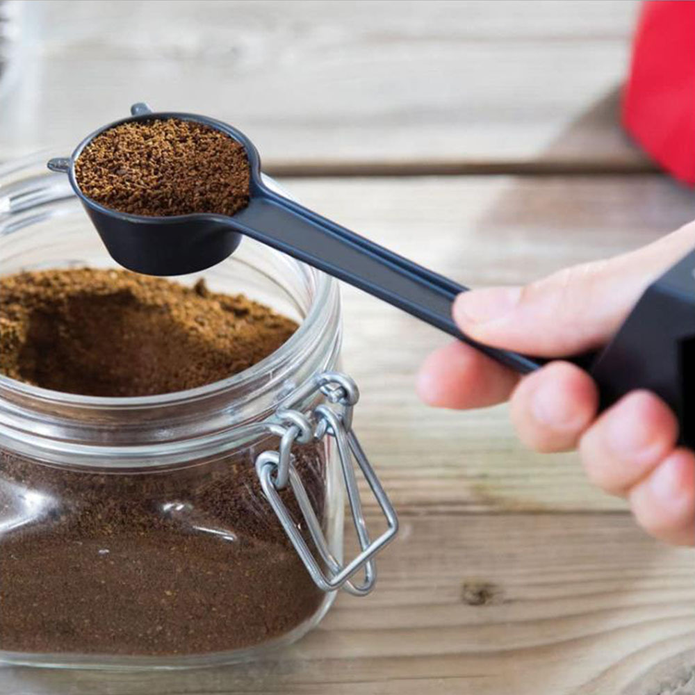 Cross-border creative cartoon giraffe shape coffee spoon cute coffee bean powder quantitative spoon measuring plastic small spoon