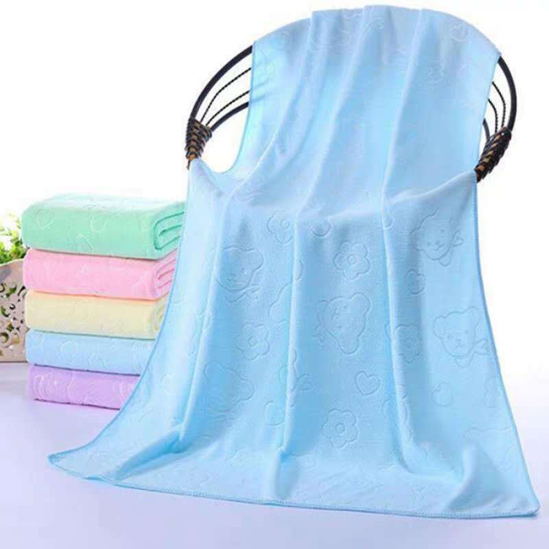 [Factory wholesale] 150 grams of nano microfiber bear embossed 70*140 bath towel soft and comfortable quick-drying