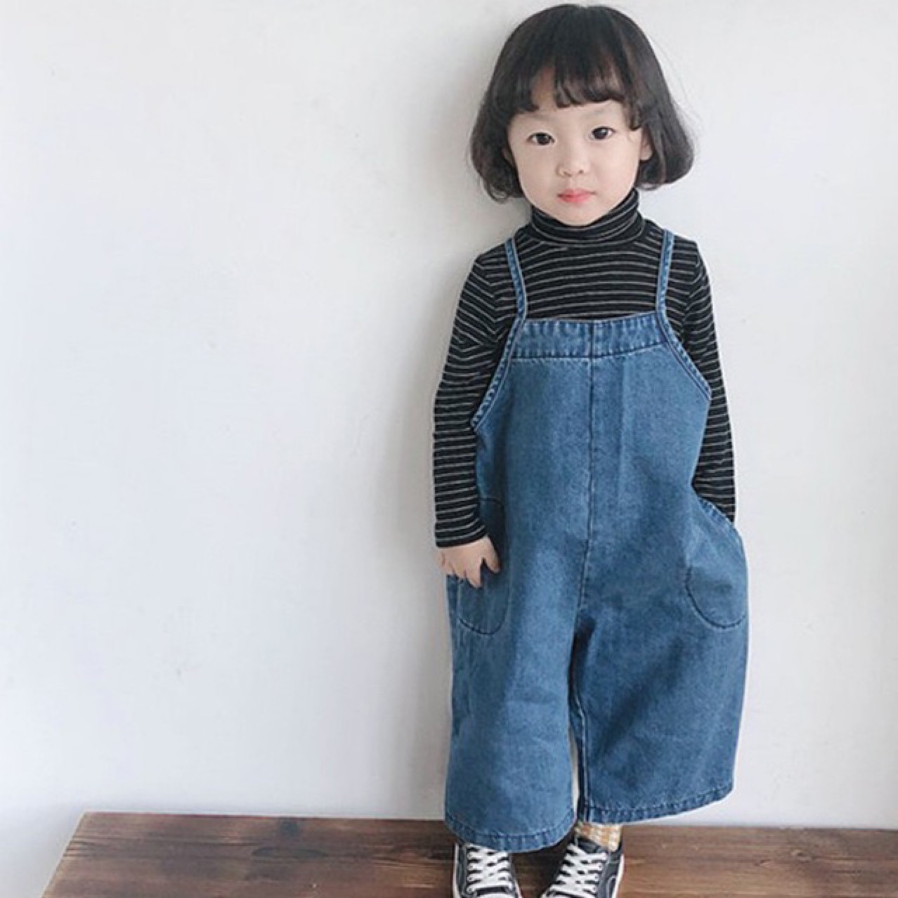 Factory Korean style small fragrance style Foreign style girls wear two-sided strap pants Korean jeans Z41 ins foreign trade children's clothing