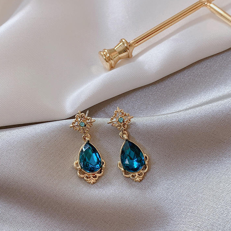 Retro European and American palace style 925 silver needle earrings French elegant blue drop earrings high-end earrings for women