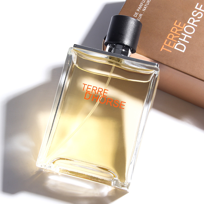 Small town Yixiang TERRE Earth men's perfume after rain Earth blue lasting fragrance wooden tone one-piece delivery