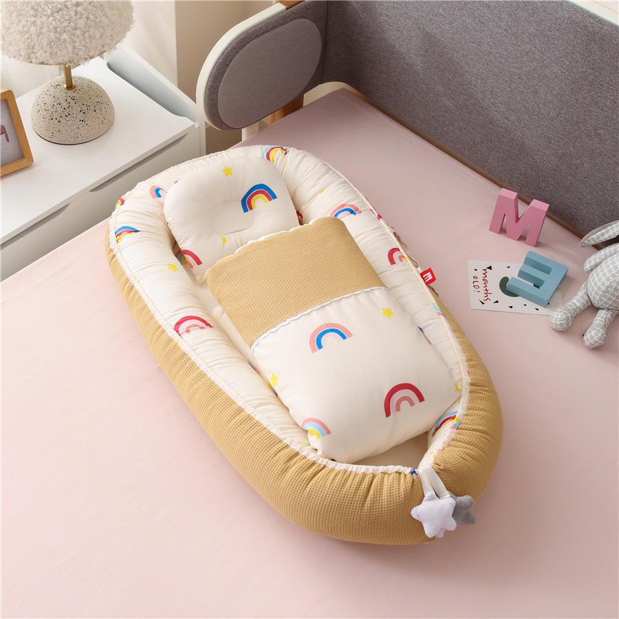 Honeycomb Breathable Hemei Removable and Washable Portable Crib Bed Bionic Baby Nest Baby Pillow Travel Crib