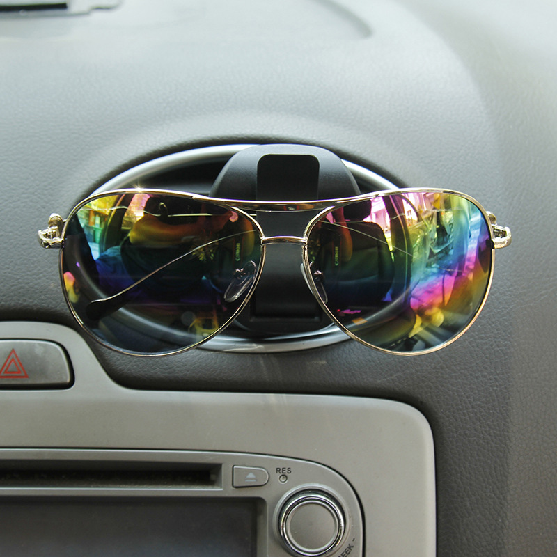 Manufacturers supply two-in-one car air outlet glasses holder car bill holder card holder sunglasses storage rack