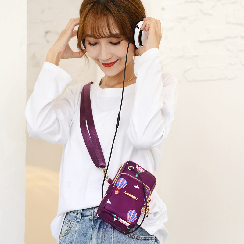Women's Bag New Mobile Phone Shoulder Bag Fashionable Korean Sports Arm Bag Casual Shoulder Crossbody Bag Change Mobile Phone Small Bag