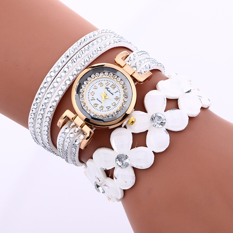 AliExpress foreign trade hot explosions watches ladies winding Diamond Korean velvet bracelet watch quartz watch spot wholesale