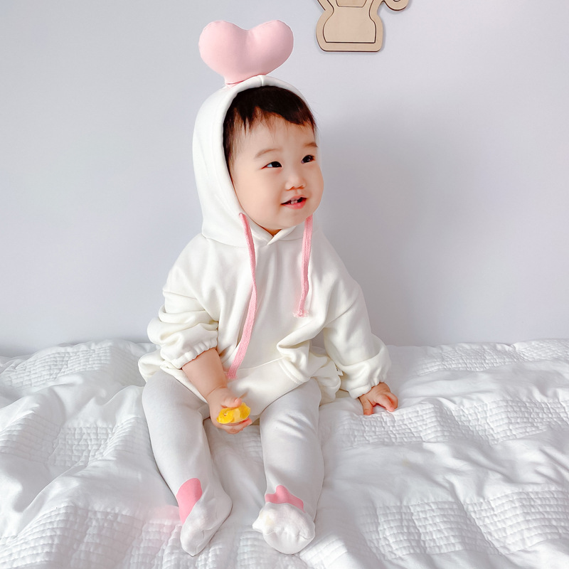 Baby's Spring, Autumn and Winter Baby's Hattie Climbing Wear Korean-style Three-dimensional Love Climbing Wear Cute Cute All-in-one Suit Bag Fart Suit