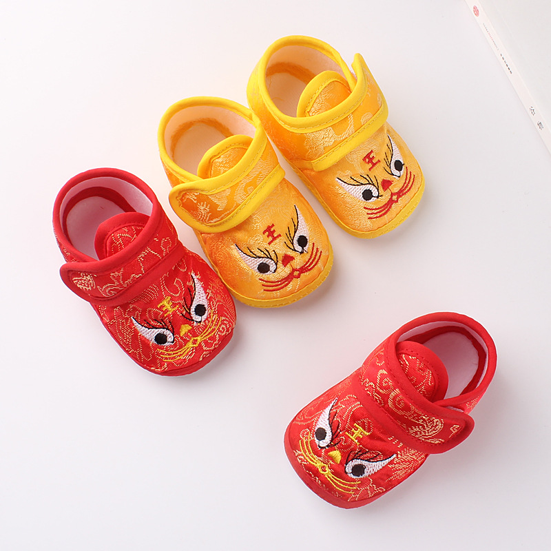 New cloth soft bottom baby toddler shoes men's and women's baby shoes spring and autumn non-slip shoes 0-1 years old baby shop shoes 115