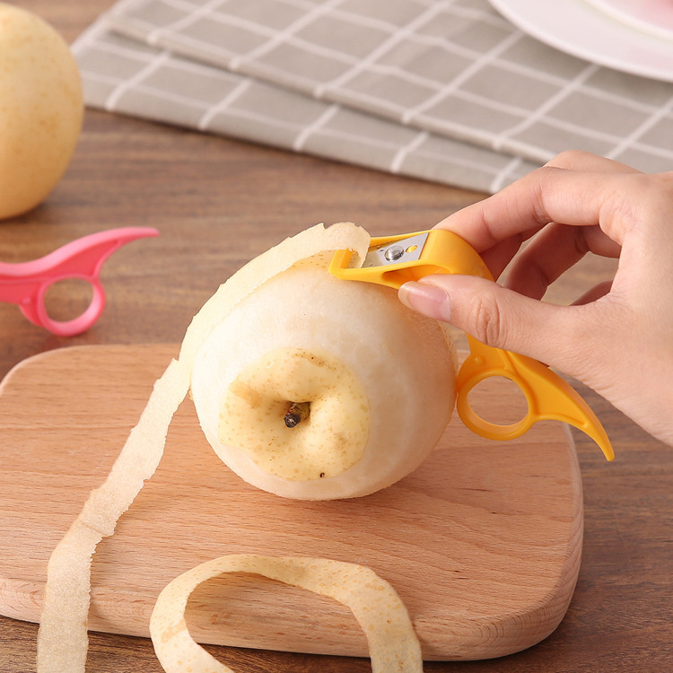 Kitchen fruit peeler stainless steel planing knife multifunctional portable fruit and vegetable small kitchen utensils scraper Apple planing