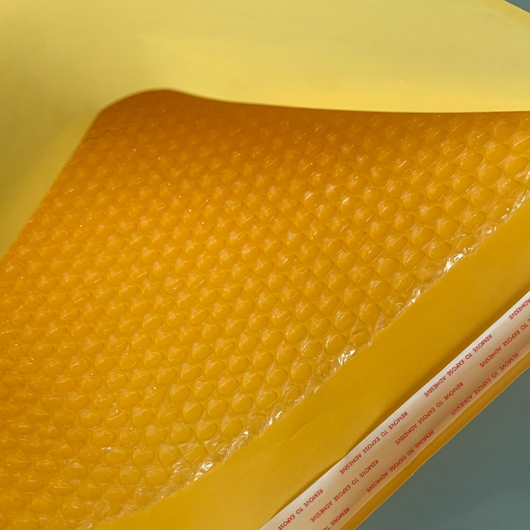Bubble envelope yellow Kraft Paper Bubble Bag bubble packaging express bag Bubble Express bag manufacturer in stock