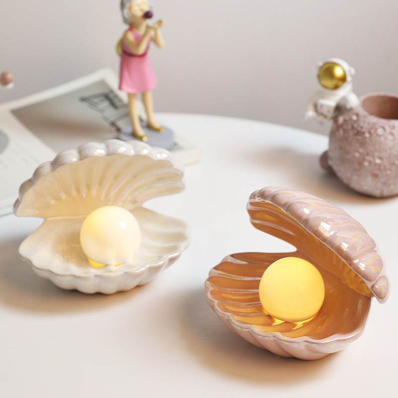 Nordic Internet Popular Creative Shell Night Light Bedroom Bedside Lamp Girl's Heart Dream Romantic Ceramic Lamp Desktop Ornaments