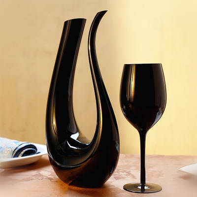 Creative Black U-shaped Decanter Crystal Glass Blind Wine Wine Glass Goblet Wine Set Wholesale