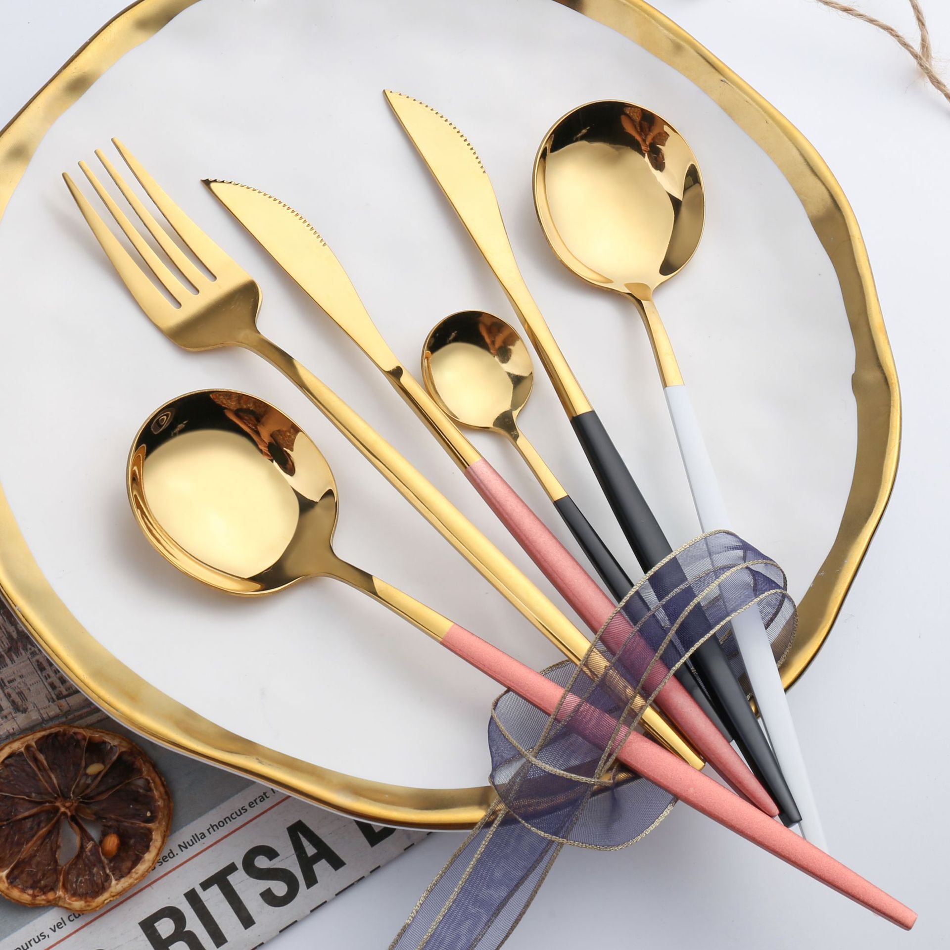 L stainless steel tableware, Portuguese cutlery, fork and spoon set of four, golden steak knife and fork, Western tableware, Dragon Boat Festival gift