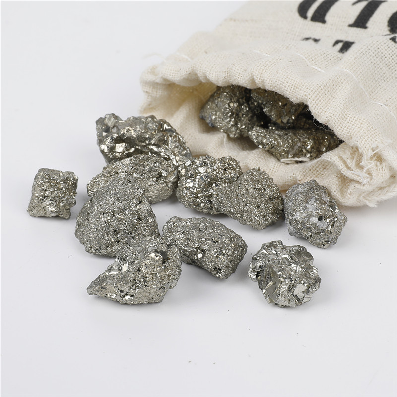 Foreign trade hot natural pyrite small pieces of crushed stone iron ore specimens can be packed wishing bottle Poly wealth feng shui original stone