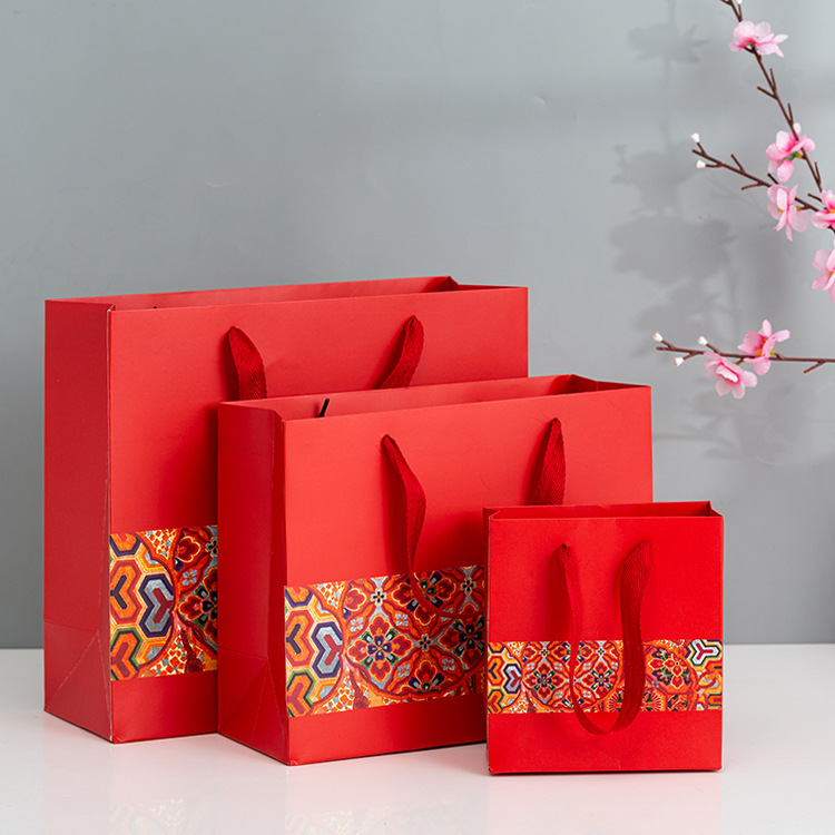Chinese New Year Red Printed Widened Rope Gift Bag Gift Bag for Return Hand Paper Bag