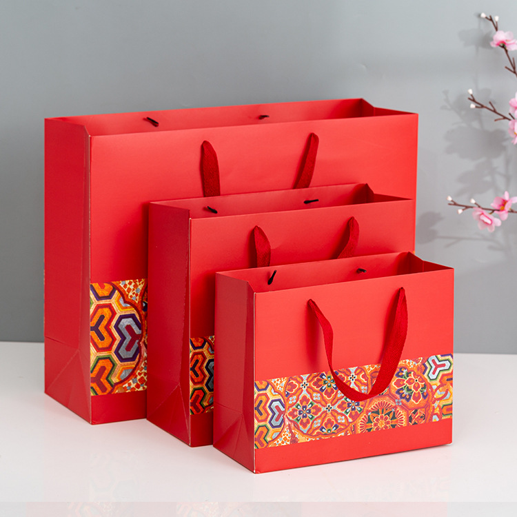 Chinese New Year Red Printed Widened Rope Gift Bag Gift Bag for Return Hand Paper Bag