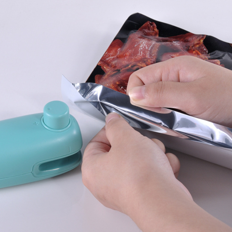 Rechargeable Sealer Food Snack Fresh-keeping Sealing Machine Household Small Hand-pressed Snack Clip Sealing Machine