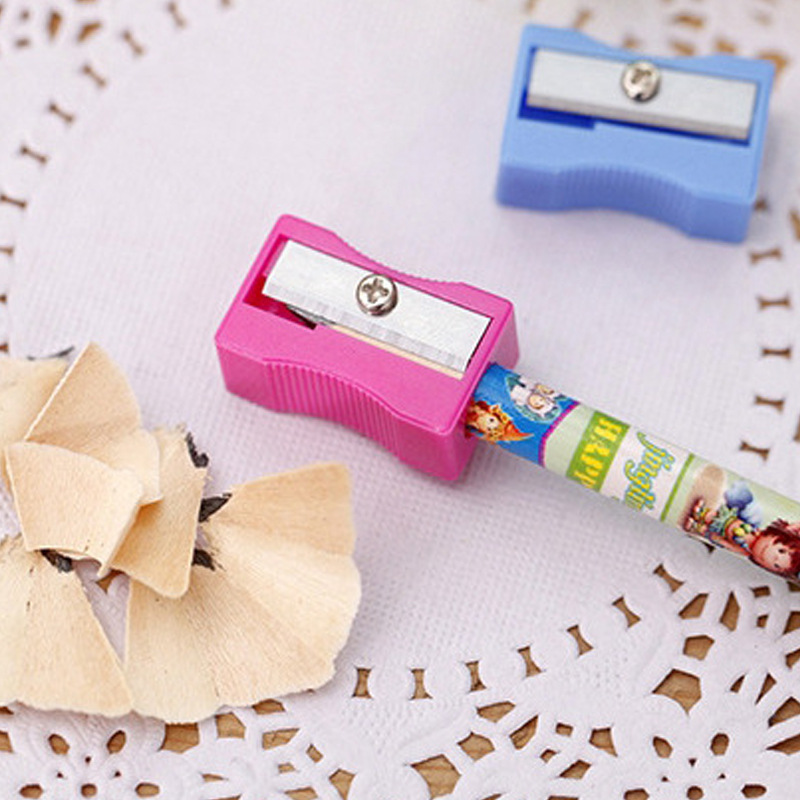 Small square pencil sharpener plastic pencil sharpener modeling pencil sharpener student mini pencil sharpener stationery school supplies