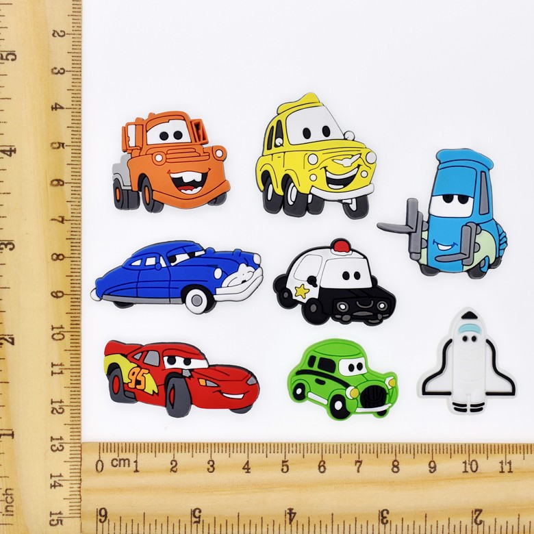 Cartoon car shoe flower removable PVC soft rubber shoe buckle hole shoes garden shoes flower shoes decorations wholesale